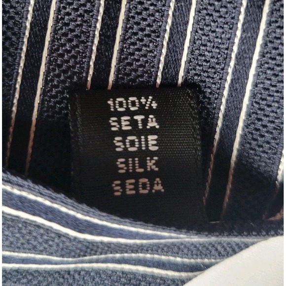 Designed By ANGELO GALASSO silk tie made In Italy - Picture 8 of 9